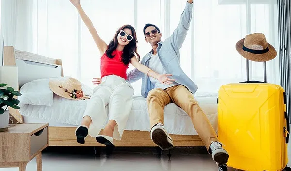 (Hotels) - Elevate Your Stay, Elevate Your Life - 英超直播