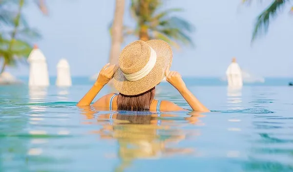 (Resorts) - Discover Your Personal Paradise - 英超直播